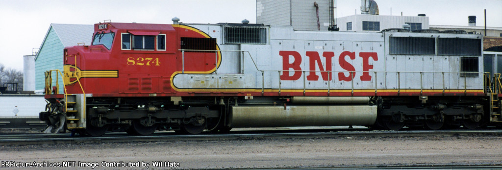 BNSF SD75M 8274